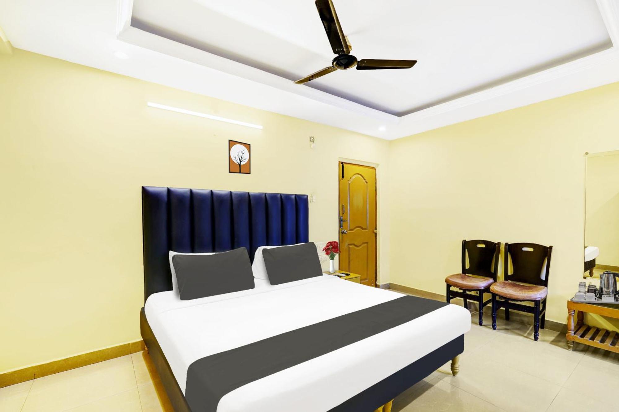 Super Hotel O Padmavathi Puram Near Railway Station 티루파티 외부 사진