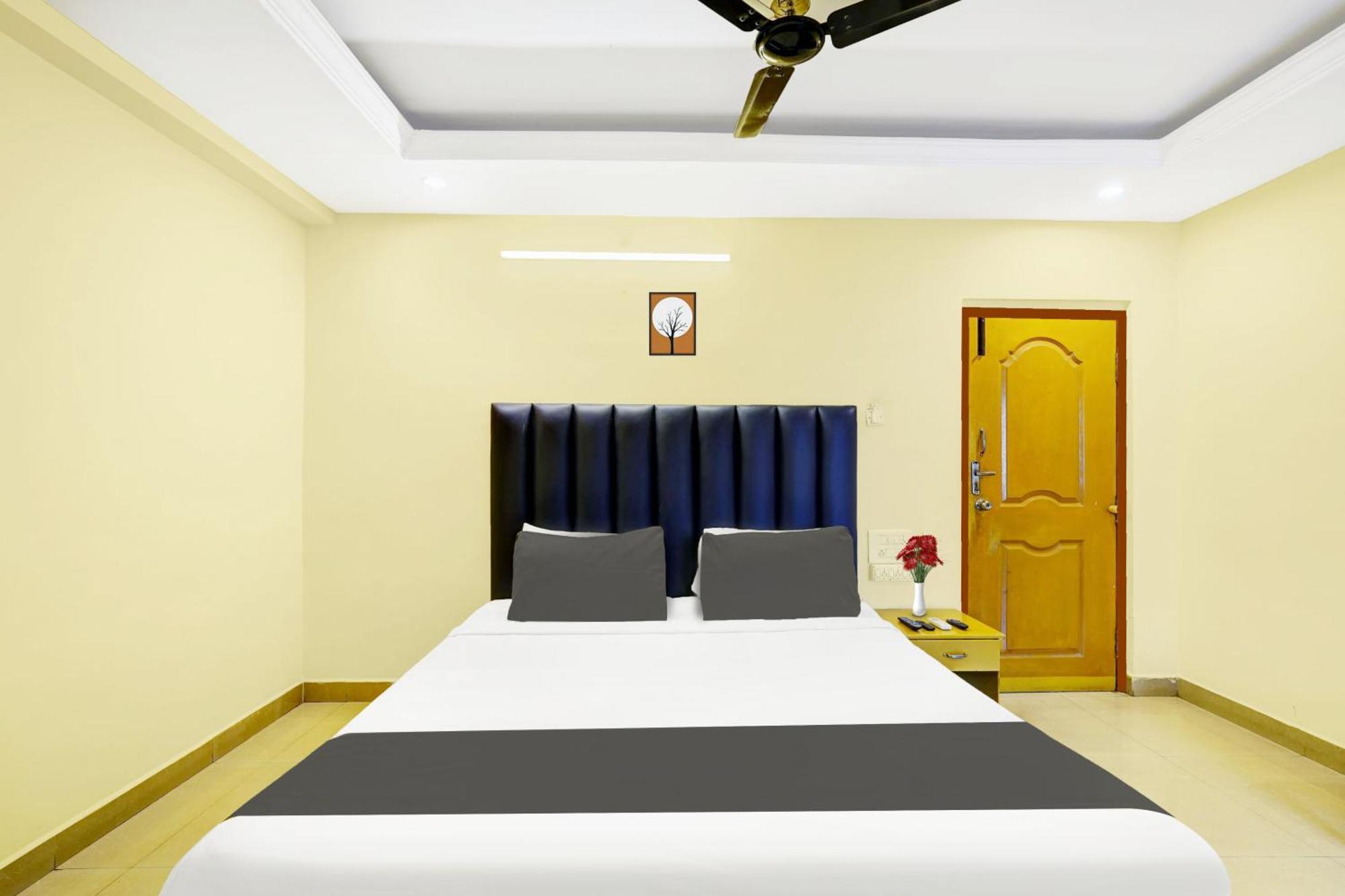 Super Hotel O Padmavathi Puram Near Railway Station 티루파티 외부 사진