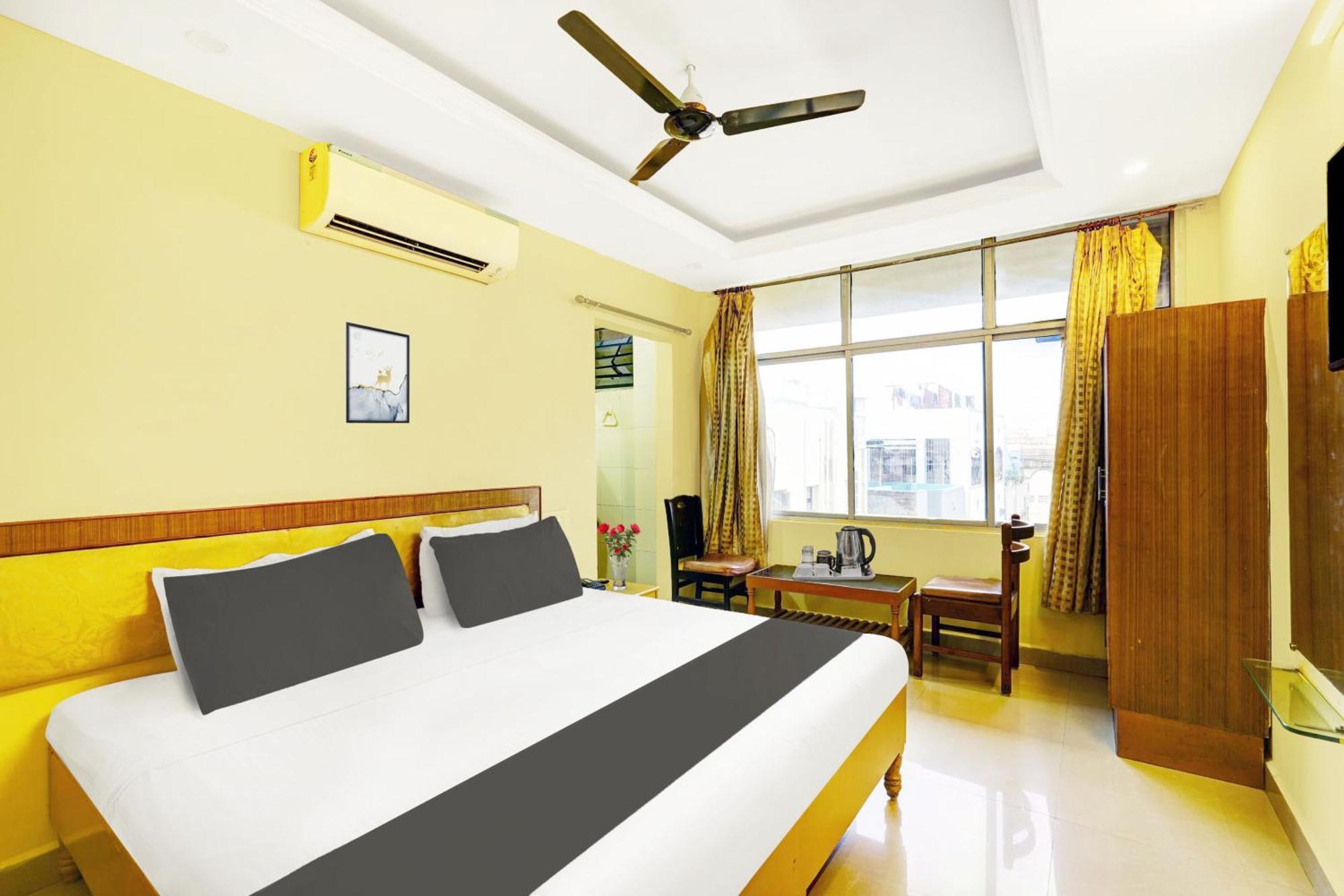 Super Hotel O Padmavathi Puram Near Railway Station 티루파티 외부 사진