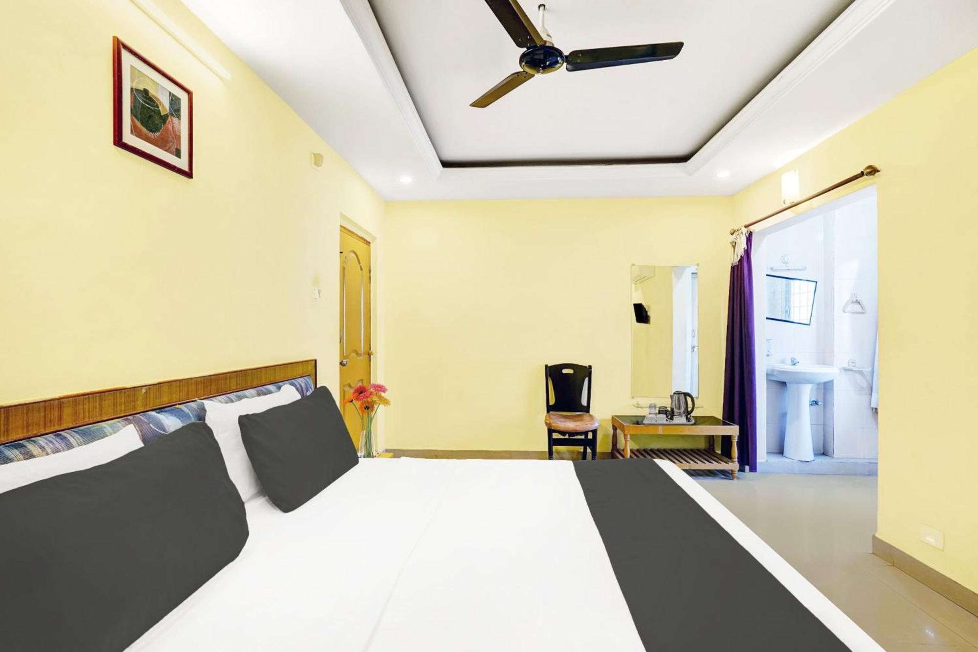 Super Hotel O Padmavathi Puram Near Railway Station 티루파티 외부 사진